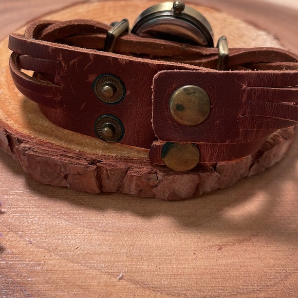 Double leather watch with beads. Adjustable for smaller & larger wrist. - Picture 4 of 4